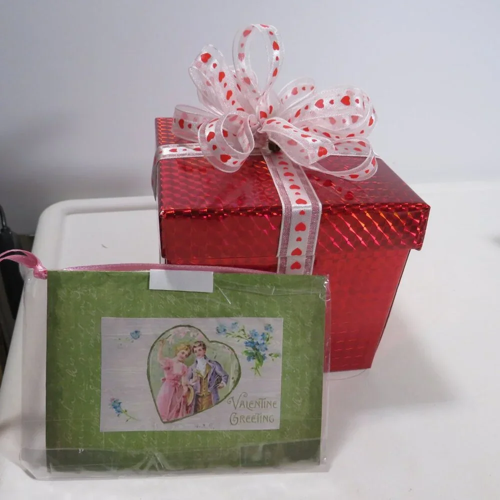 Red Holographic Gift Box, Bow, & Gift Tag (Fits most Ceramic Coffee mugs)